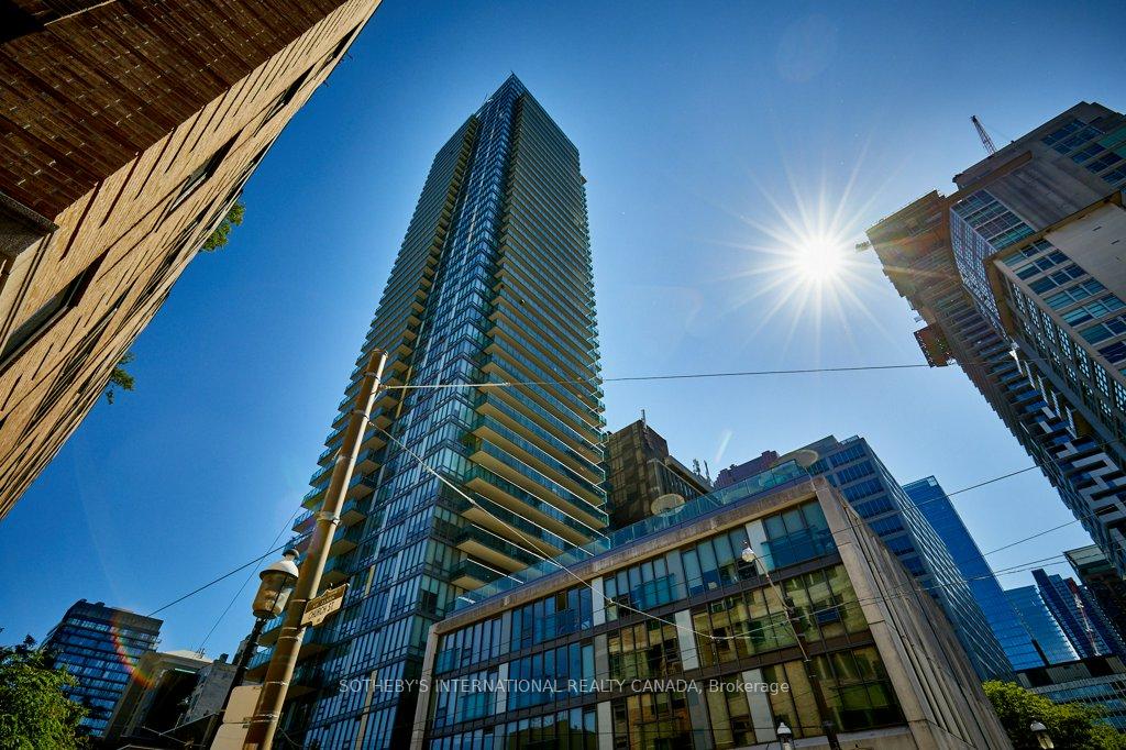 33 Lombard Street 4204, Toronto Unit: 4204