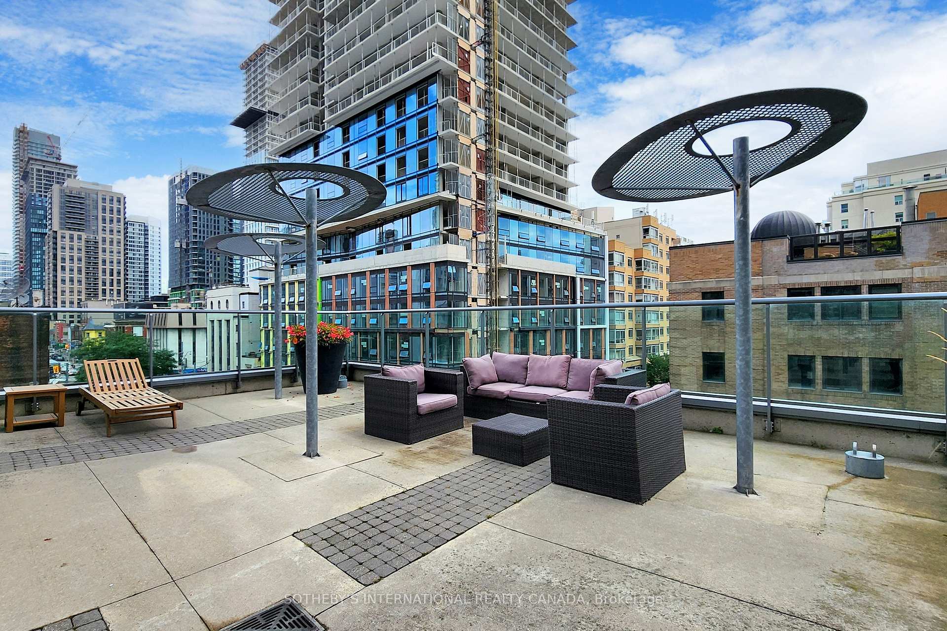 33 Lombard Street 4204, Toronto Unit: 4204