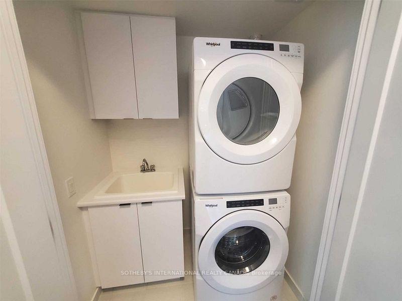 25 Adra Grado Way 335, Toronto Unit: 335