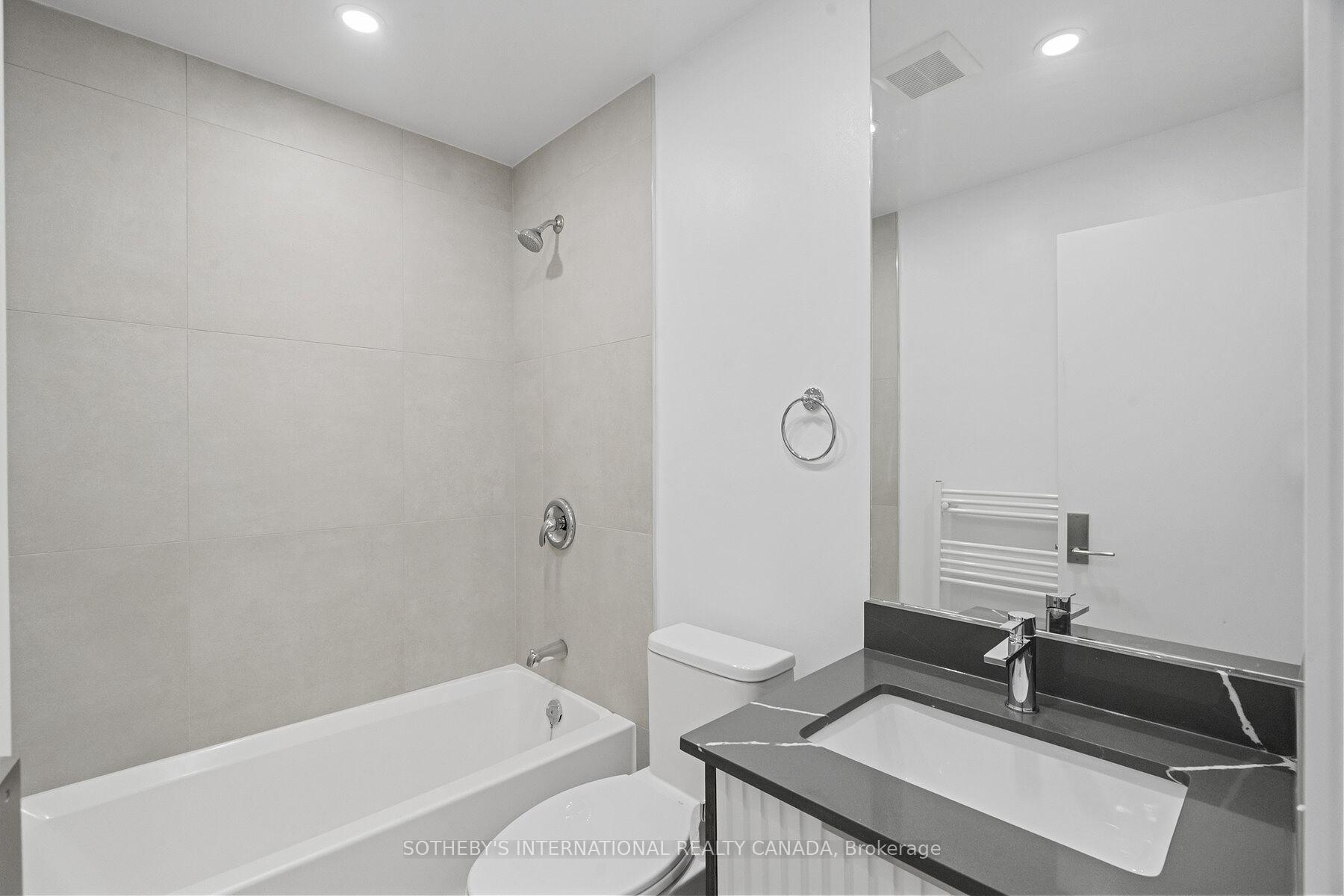 1340 Avenue Road B, Toronto Unit: B