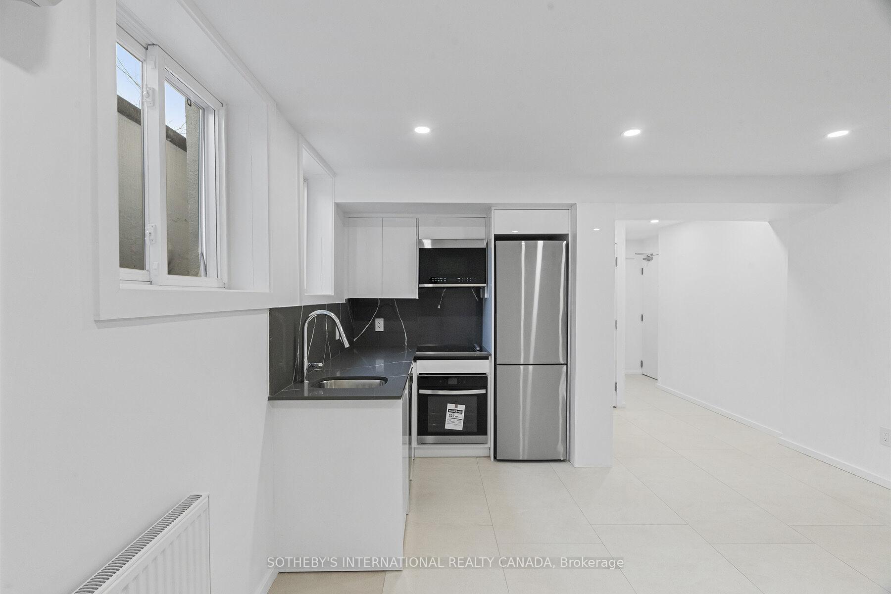 1340 Avenue Road B, Toronto Unit: B