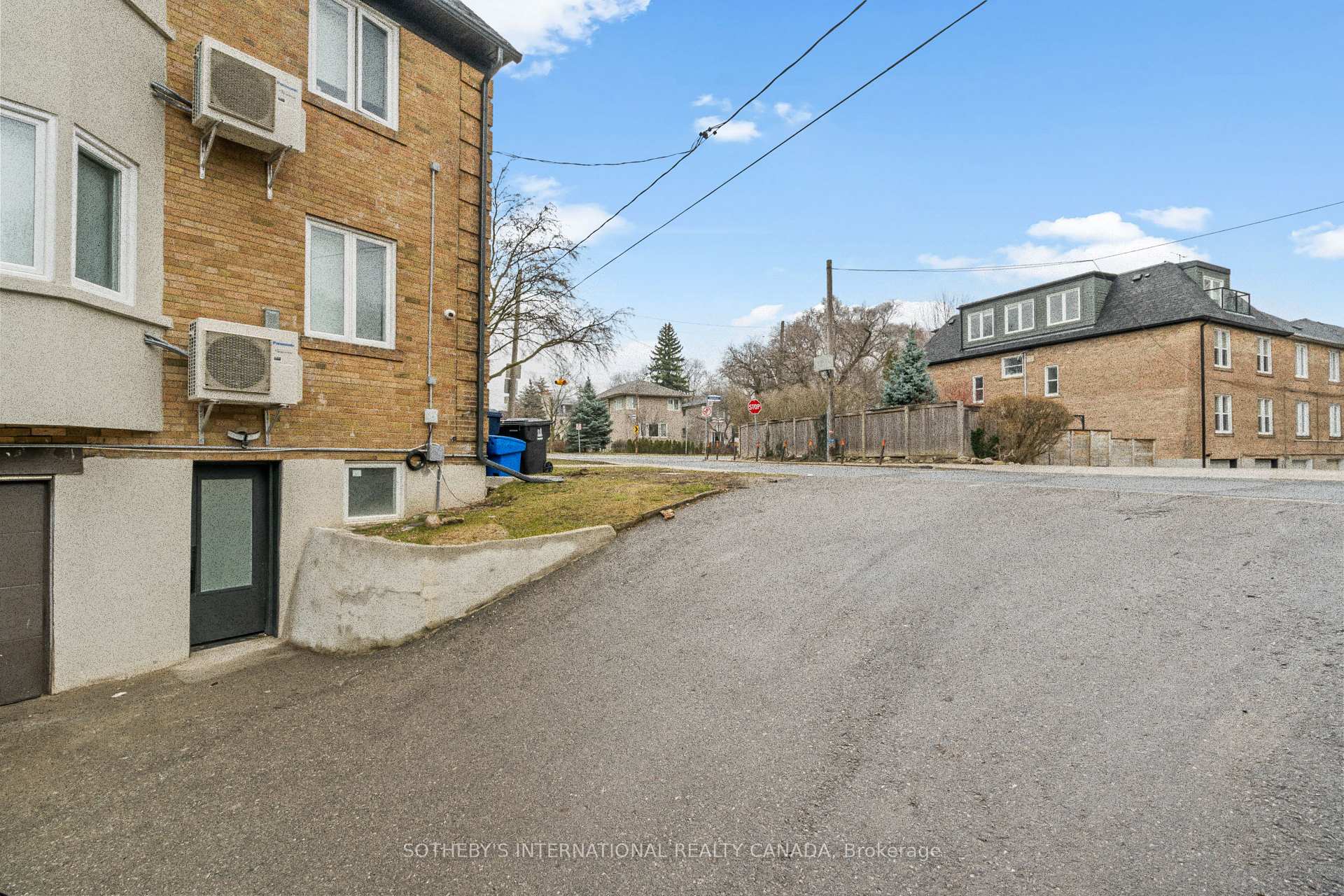1340 Avenue Road B, Toronto Unit: B