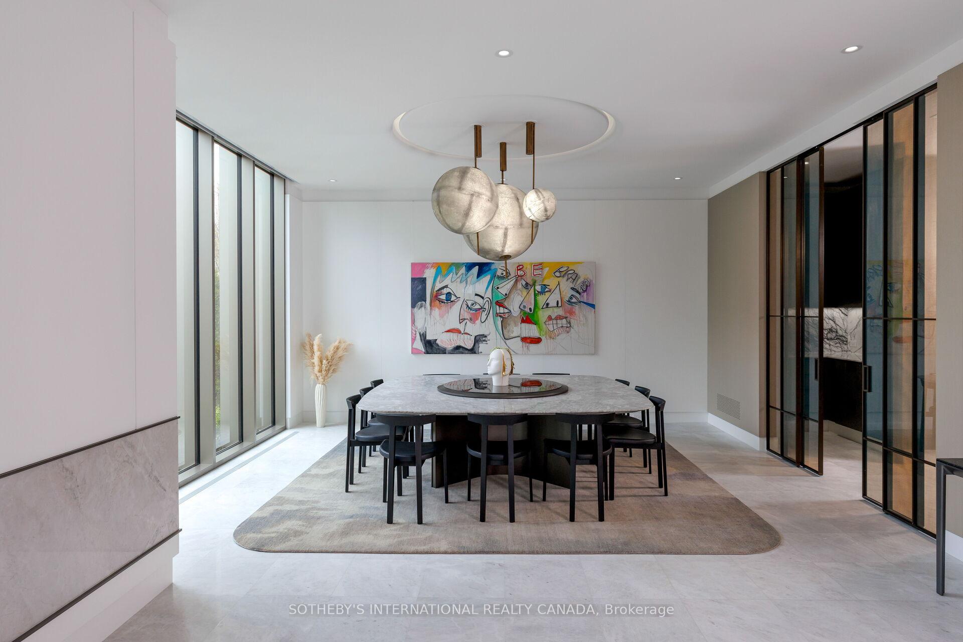 211 Dunvegan Road, Toronto