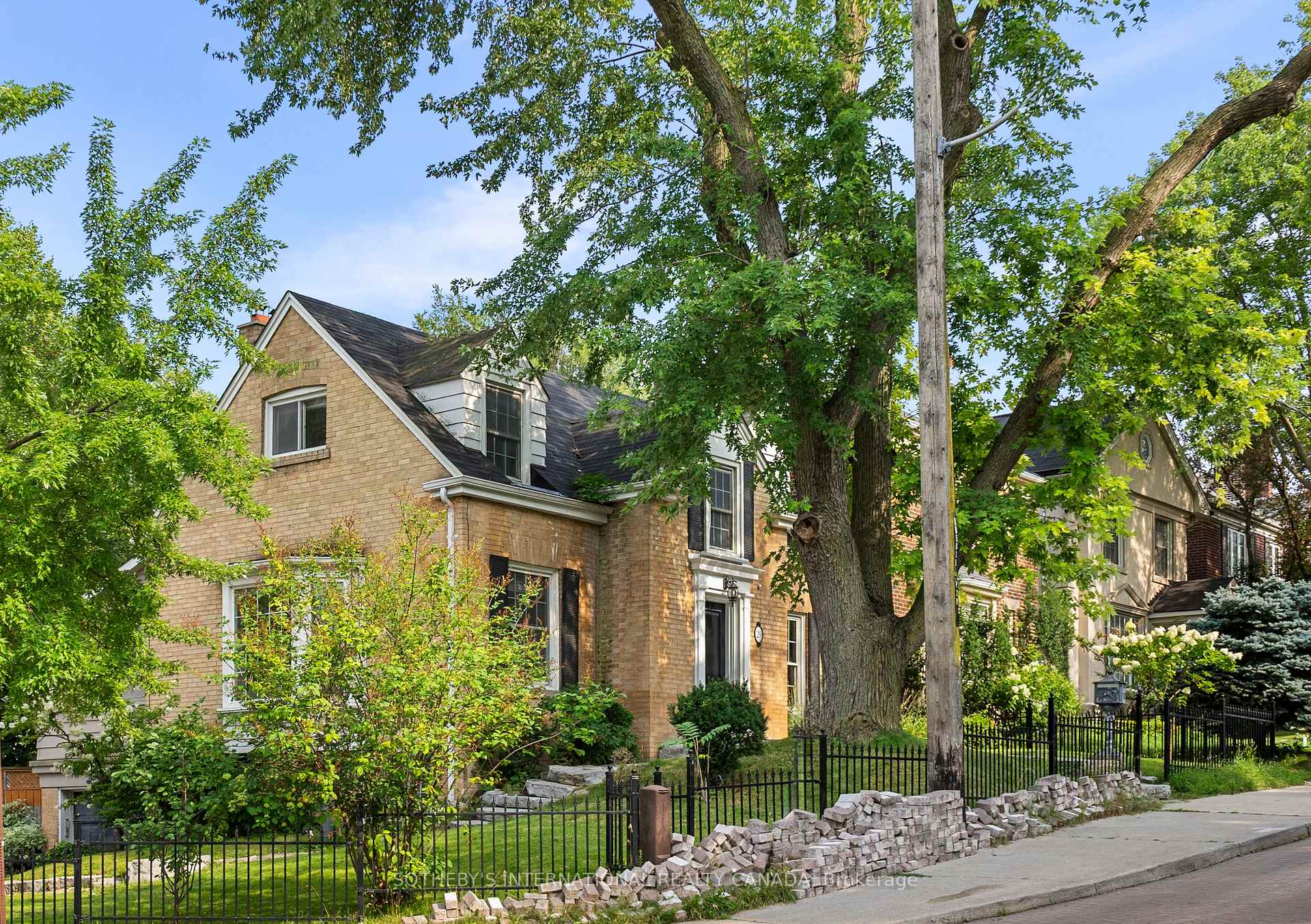 29 Highbourne Avenue, Toronto