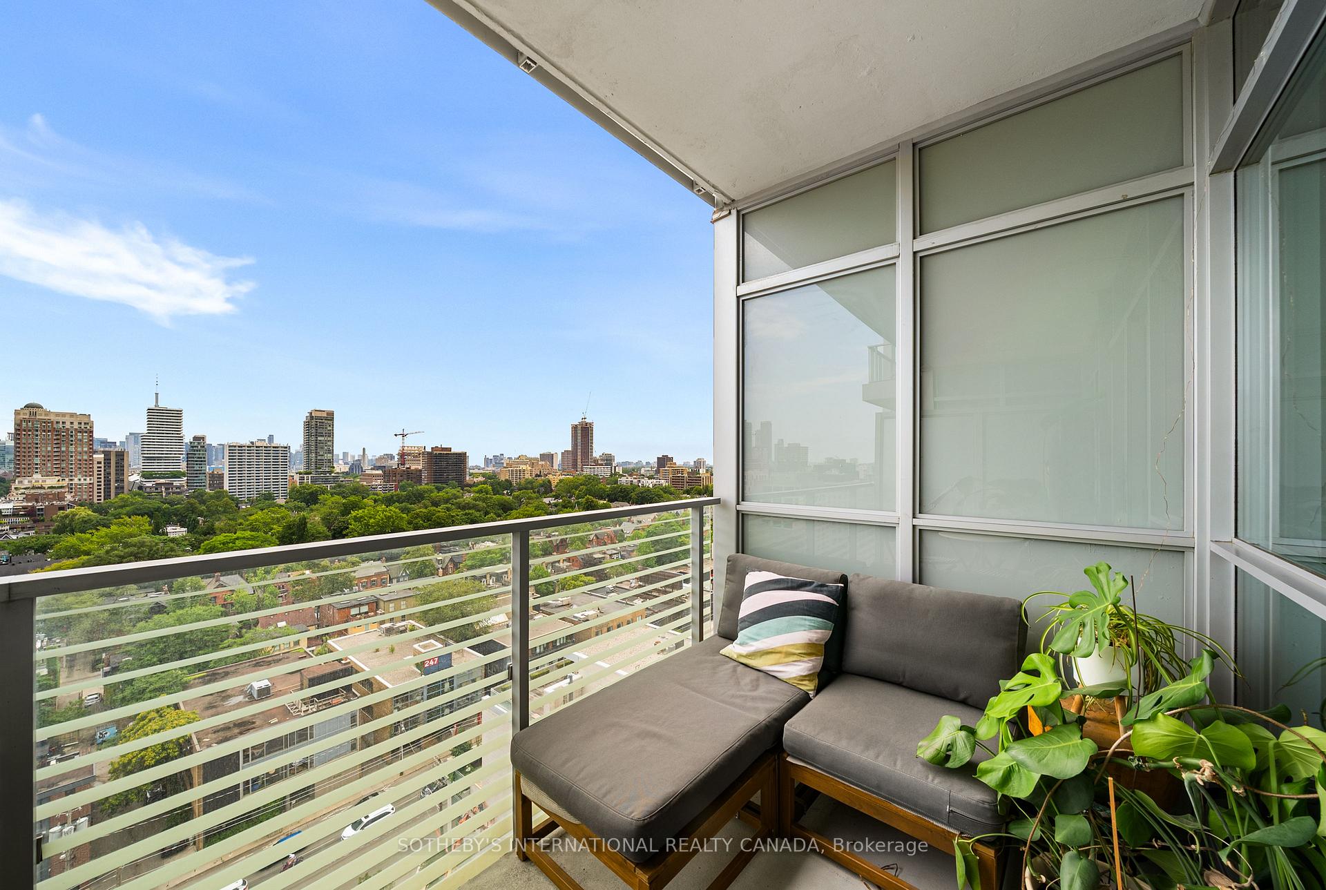 170 Avenue Road 1503, Toronto Unit: 1503