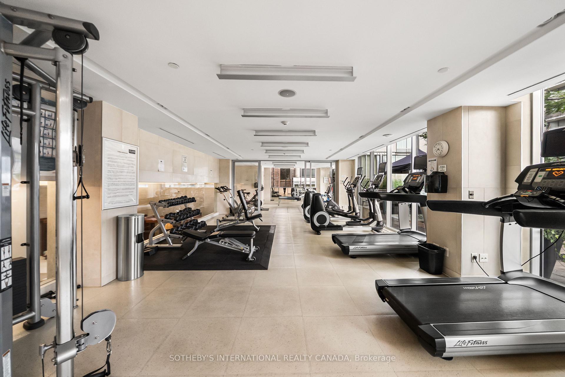 170 Avenue Road 1503, Toronto Unit: 1503