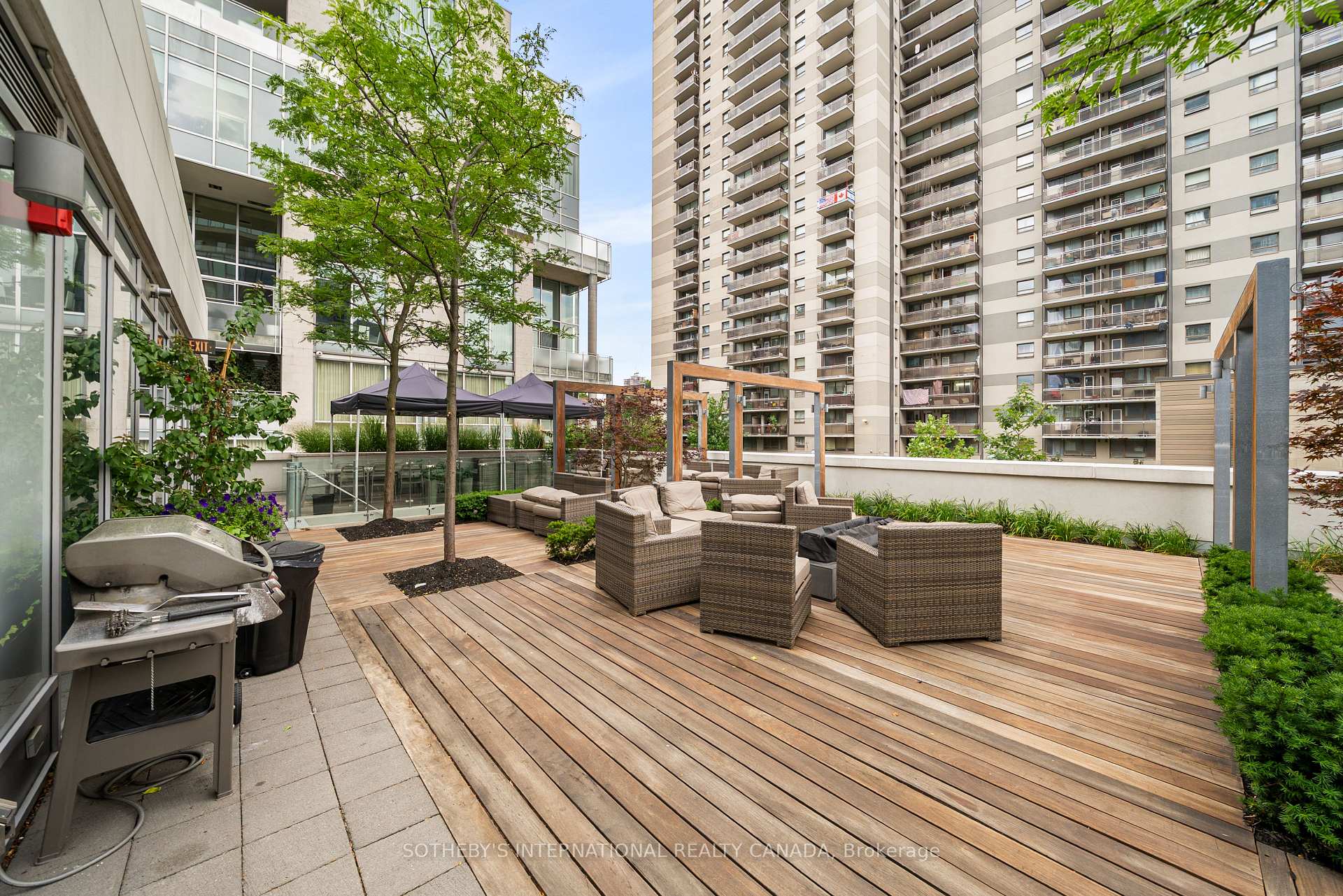 170 Avenue Road 1503, Toronto Unit: 1503