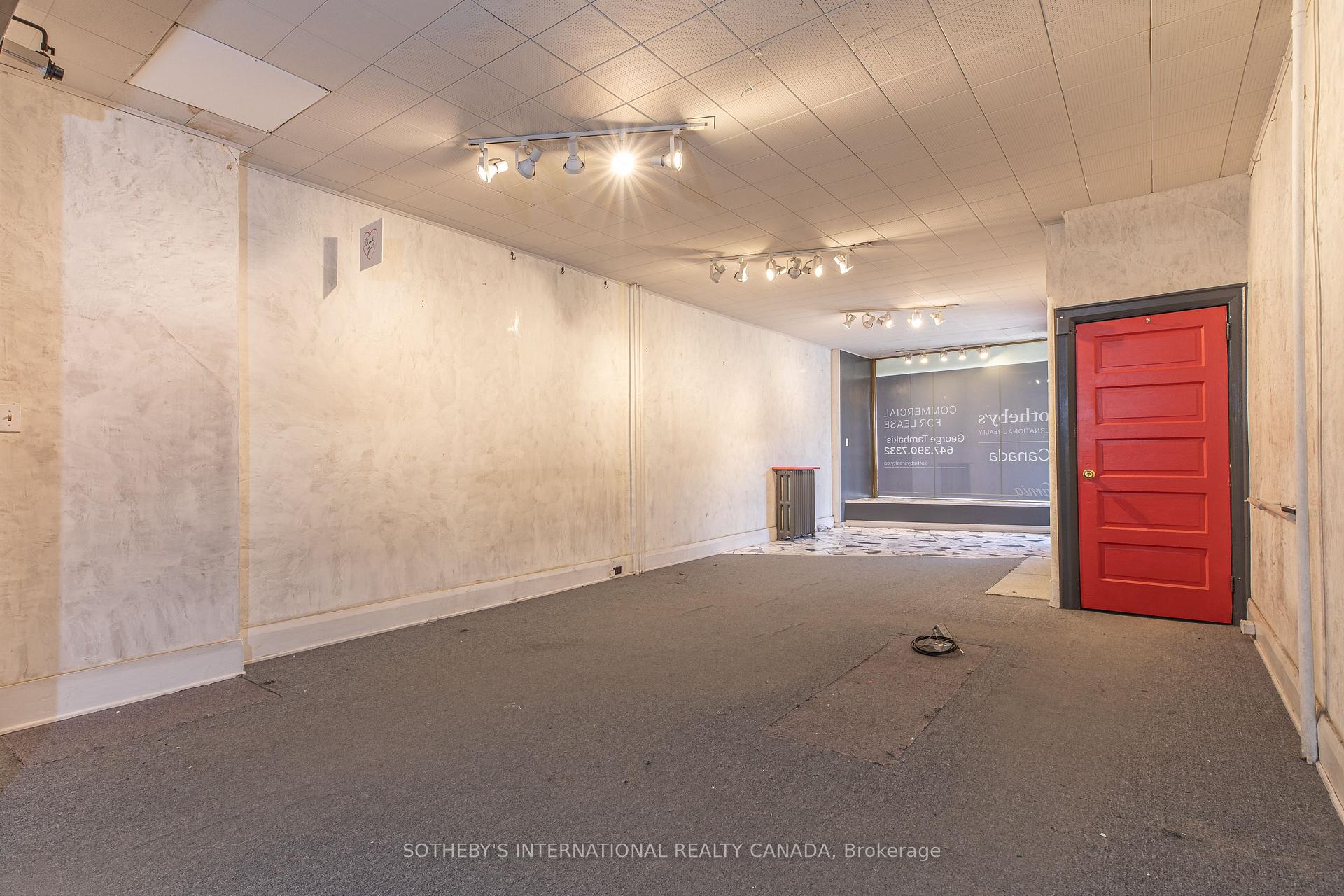 3236 Yonge Street Retail Store, Toronto Unit: Retail Store