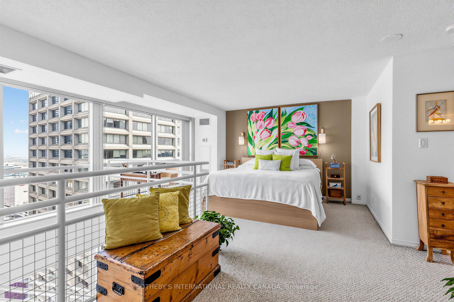 10 Yonge Street 2809, Toronto Unit: 2809