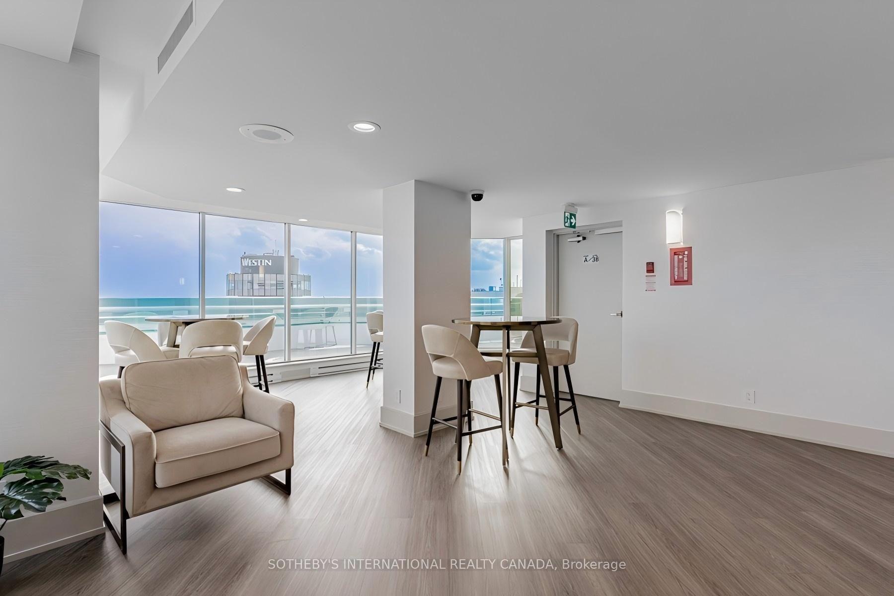 10 Yonge Street 2809, Toronto Unit: 2809