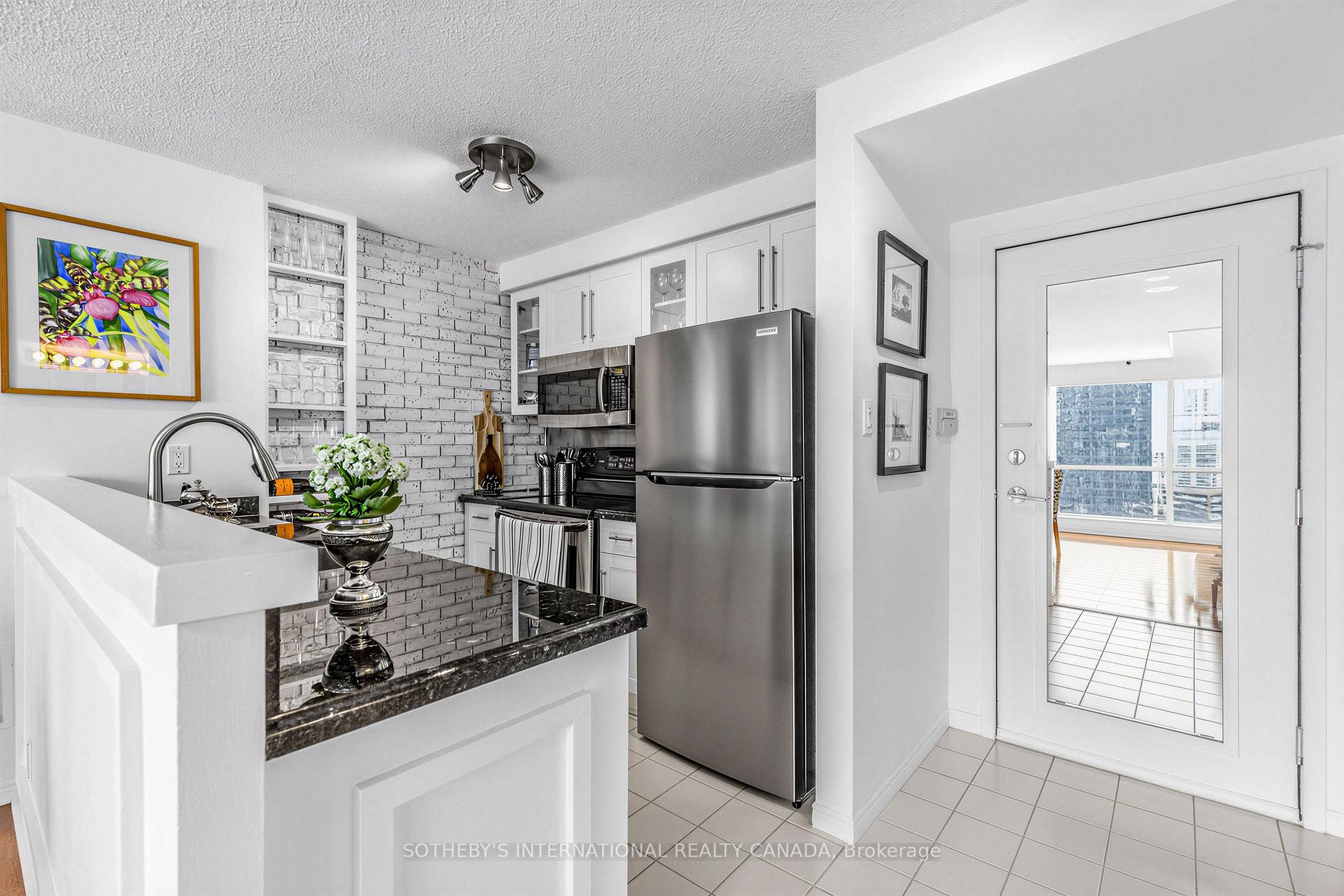 10 Yonge Street 2809, Toronto Unit: 2809