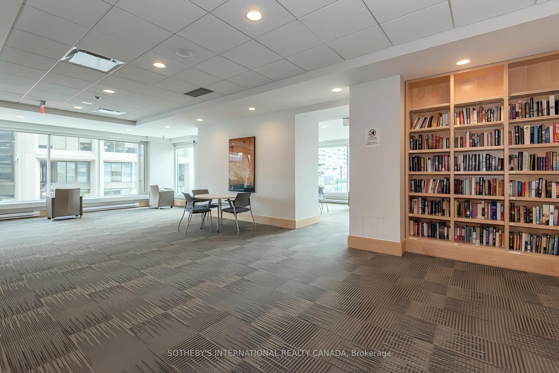 10 Yonge Street 2809, Toronto Unit: 2809