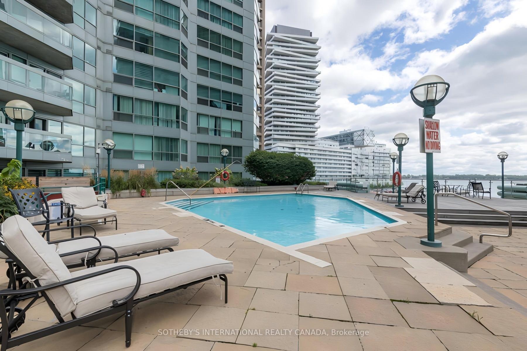 10 Yonge Street 2809, Toronto Unit: 2809