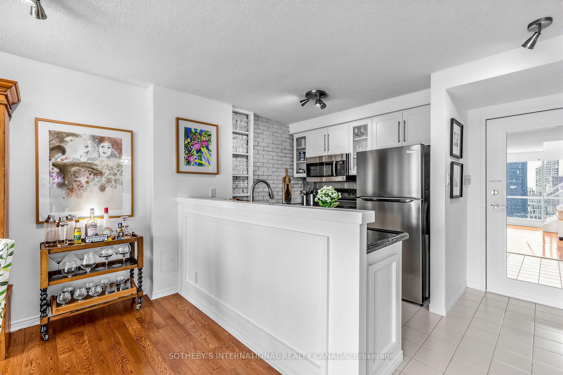 10 Yonge Street 2809, Toronto Unit: 2809