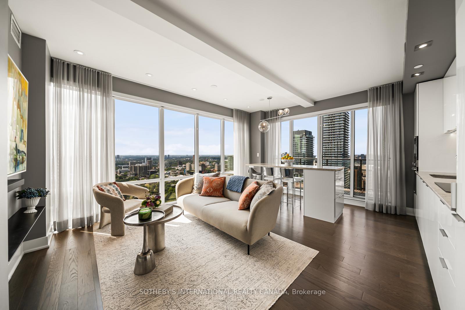 955 Bay Street 3807, Toronto Unit: 3807