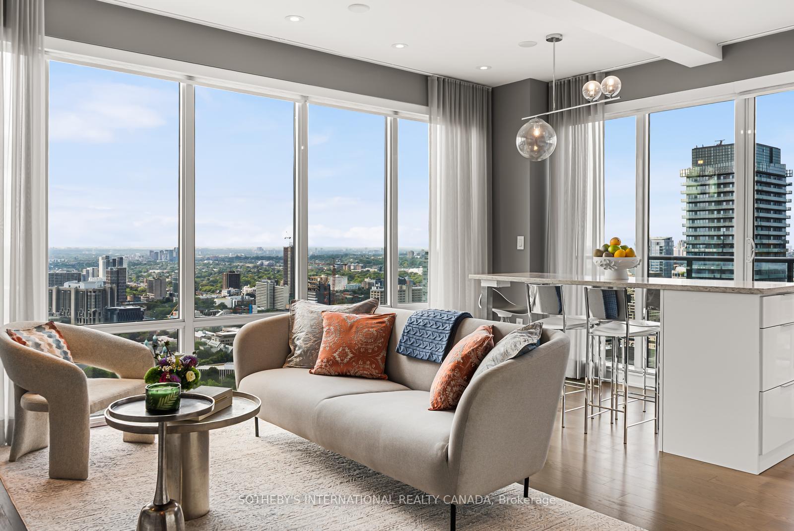 955 Bay Street 3807, Toronto Unit: 3807