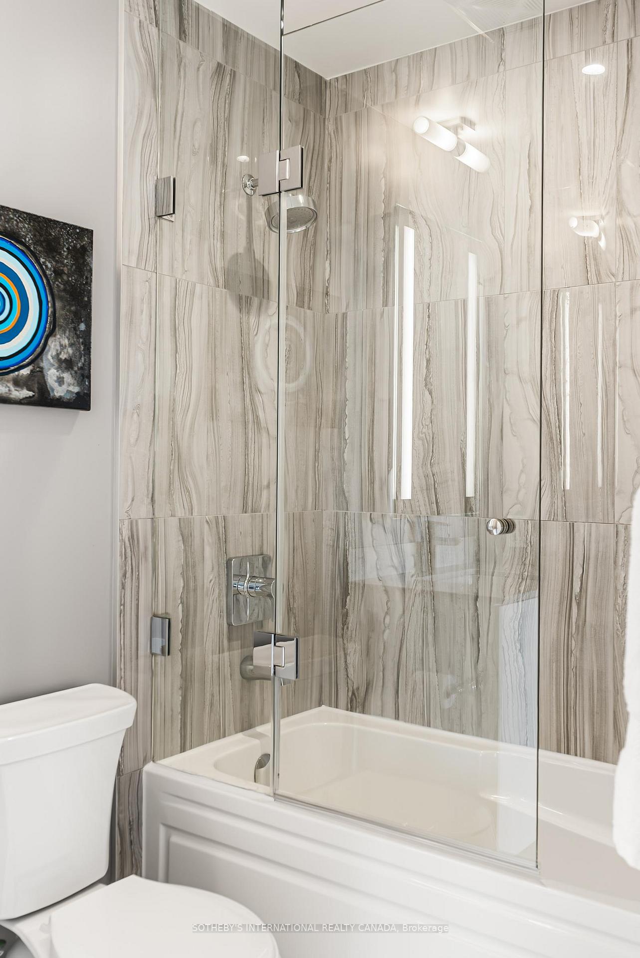 955 Bay Street 3807, Toronto Unit: 3807
