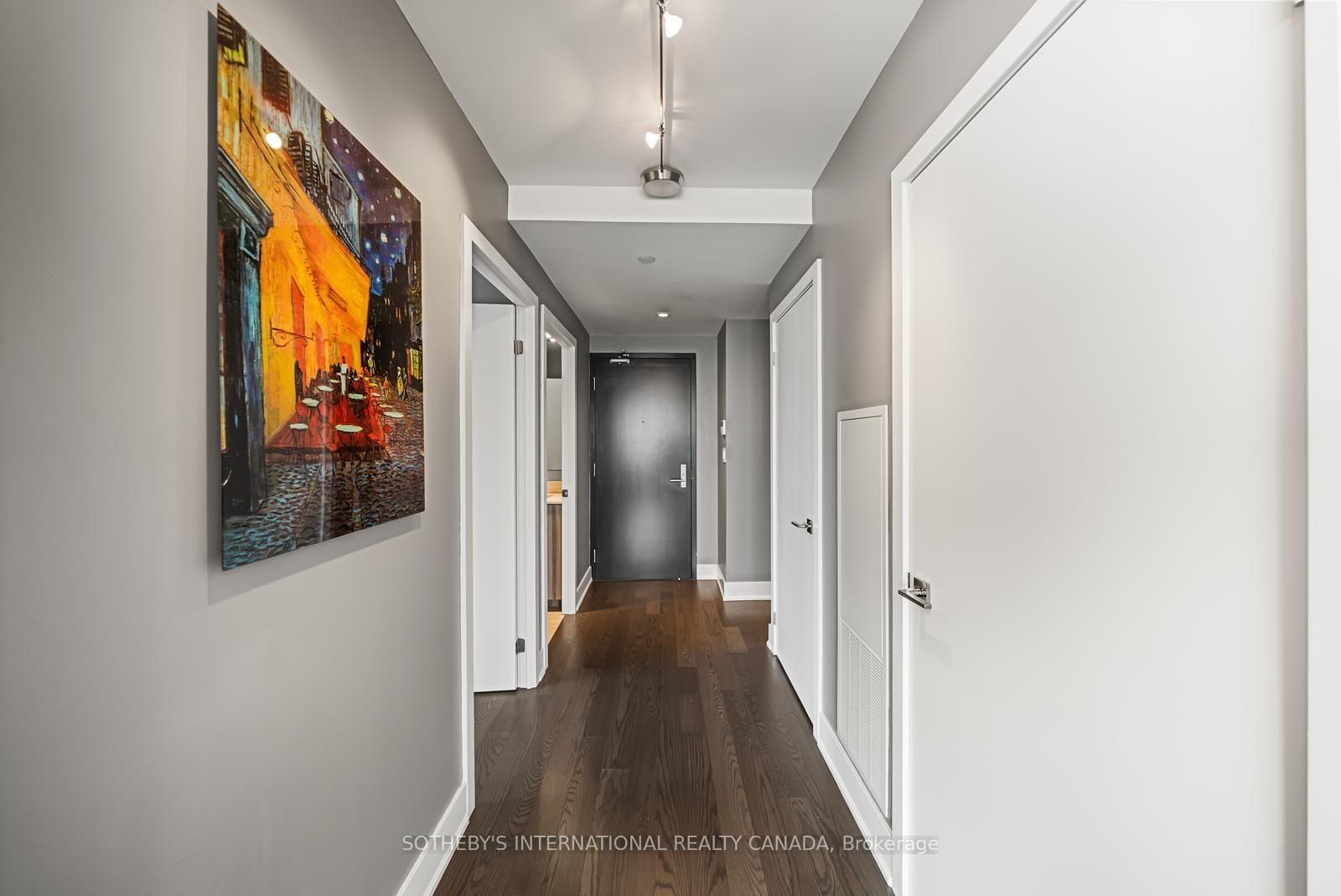 955 Bay Street 3807, Toronto Unit: 3807