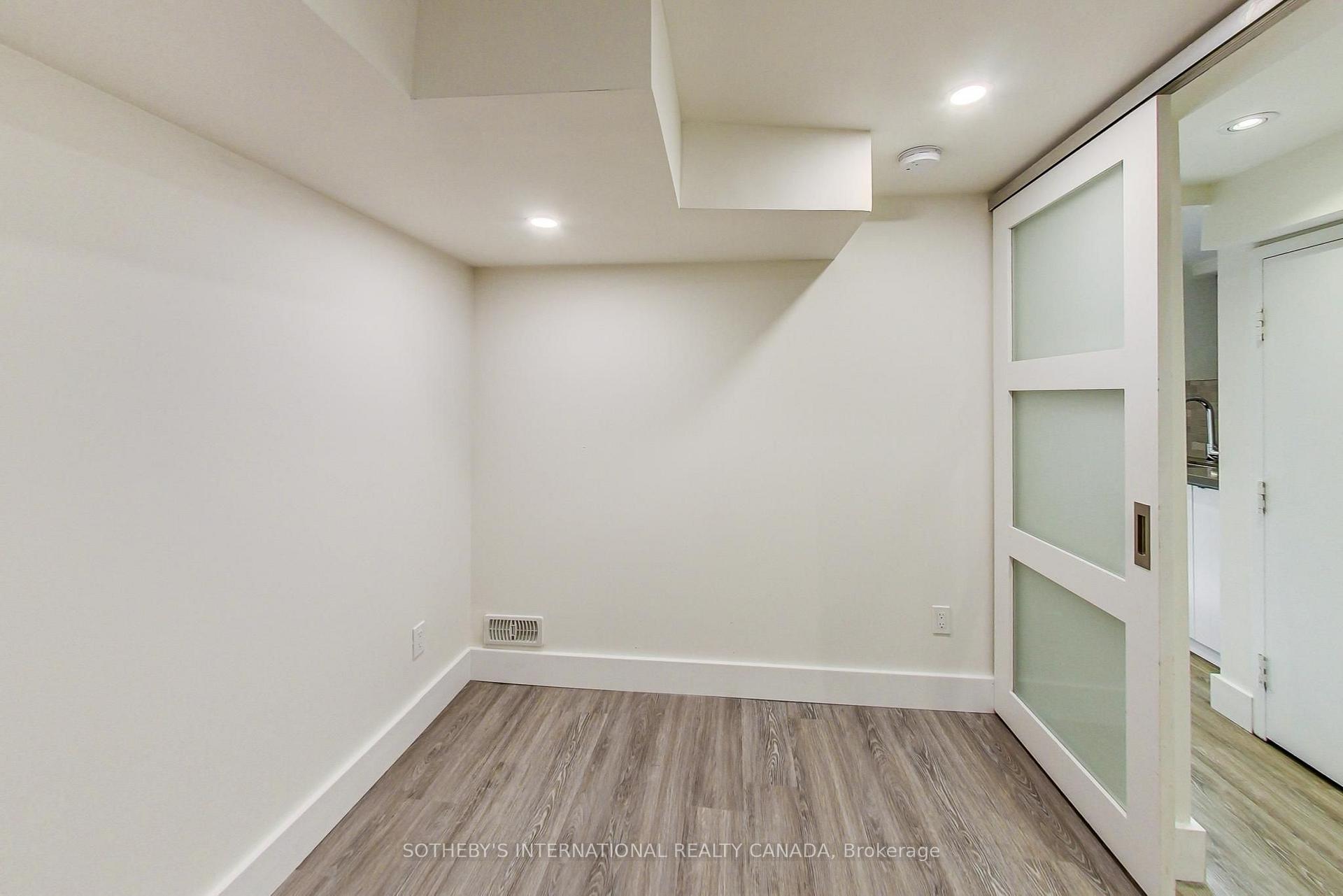 669 Euclid Avenue Lower, Toronto Unit: Lower