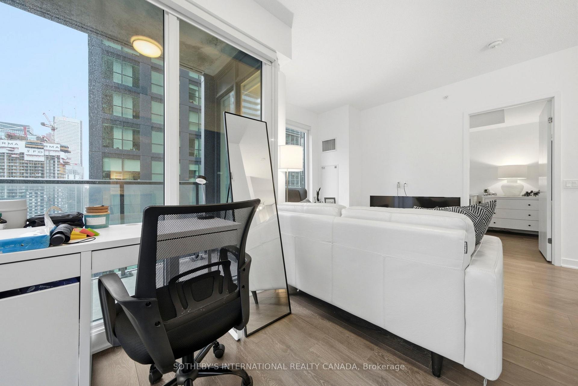 125 Blue Jays Way 3208, Toronto Unit: 3208