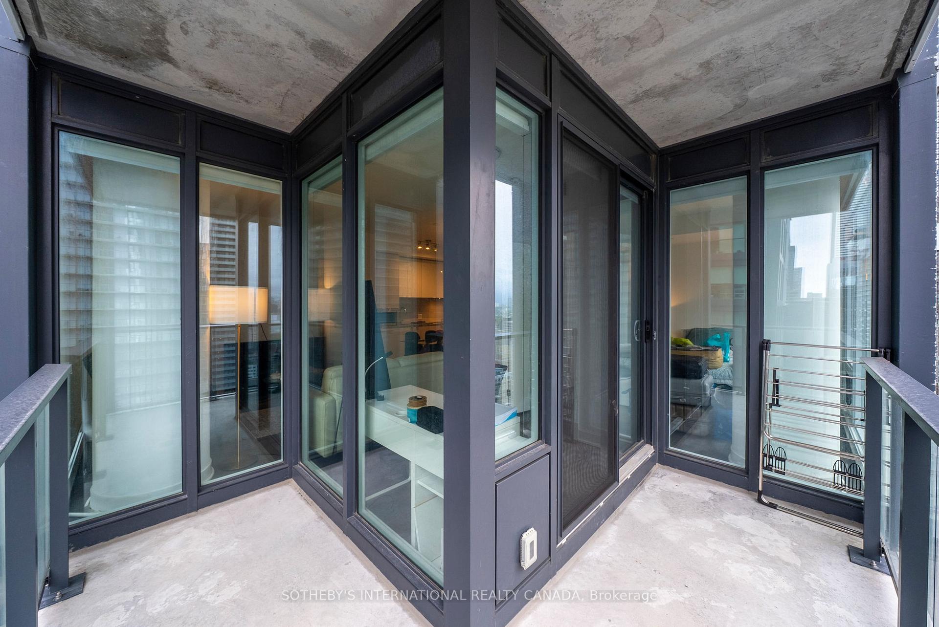 125 Blue Jays Way 3208, Toronto Unit: 3208