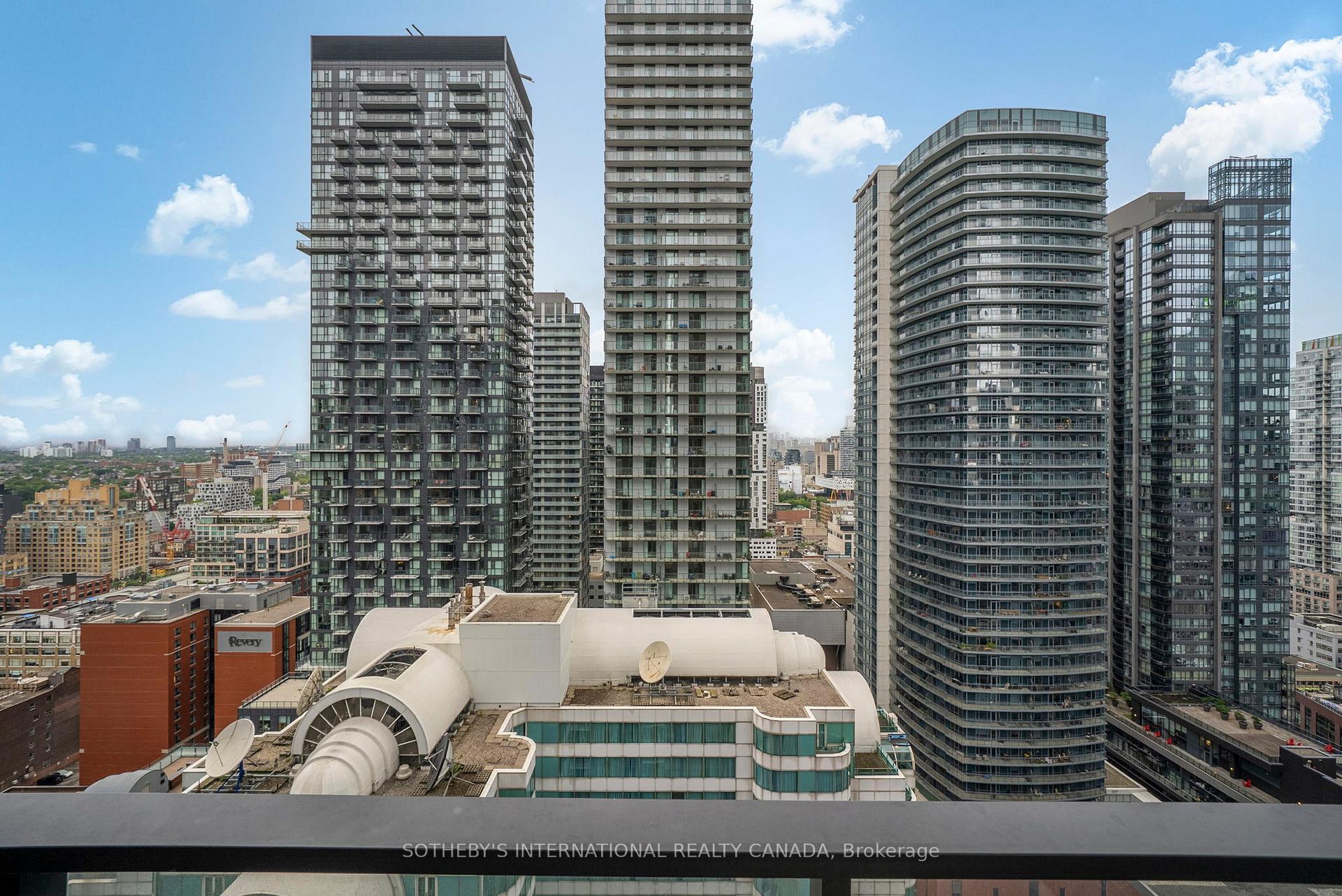 125 Blue Jays Way 3208, Toronto Unit: 3208