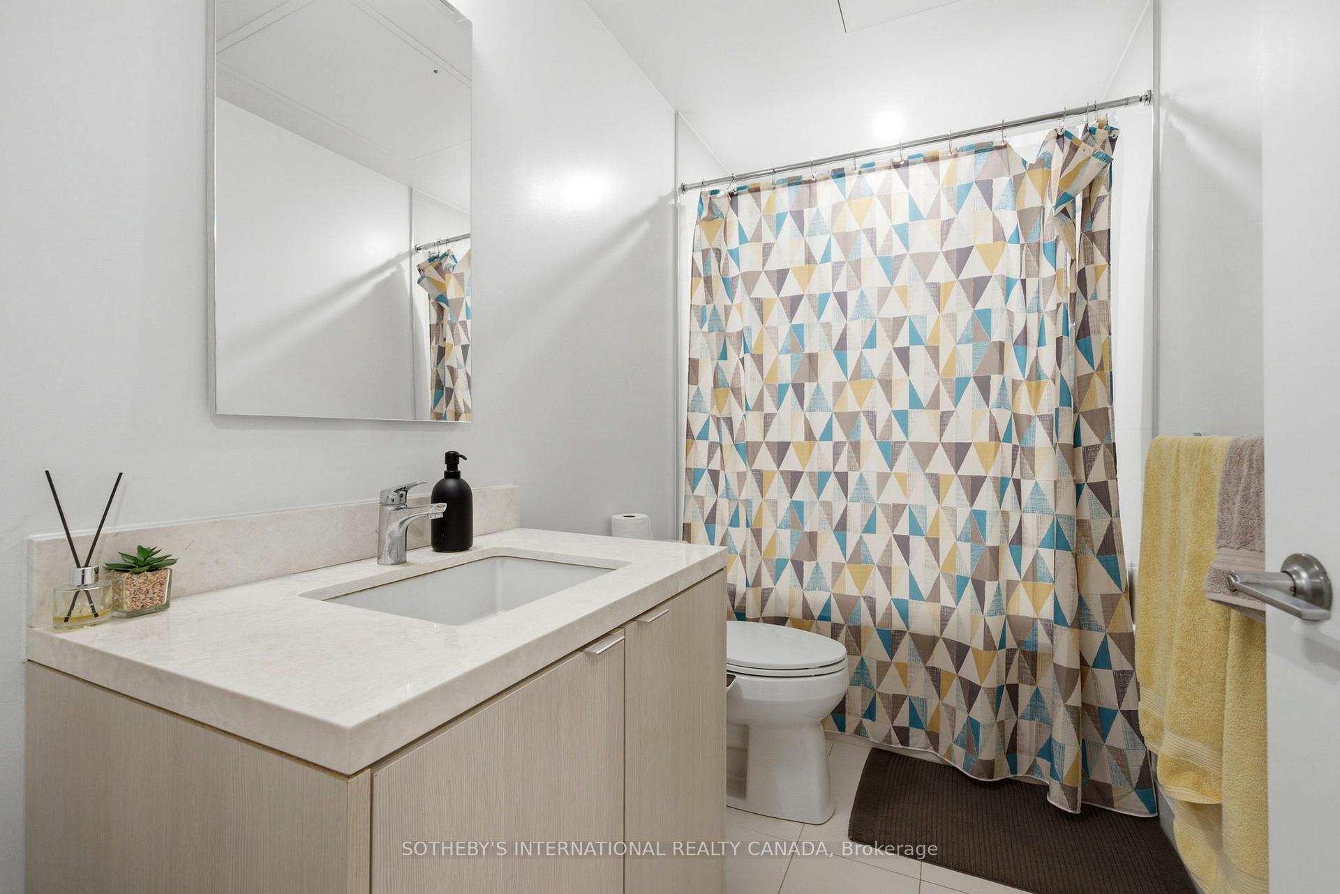 125 Blue Jays Way 3208, Toronto Unit: 3208