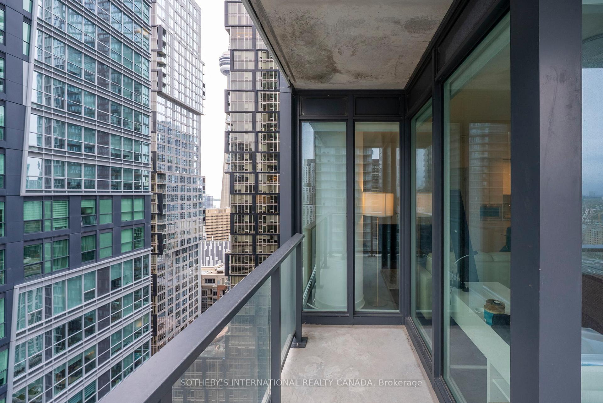 125 Blue Jays Way 3208, Toronto Unit: 3208