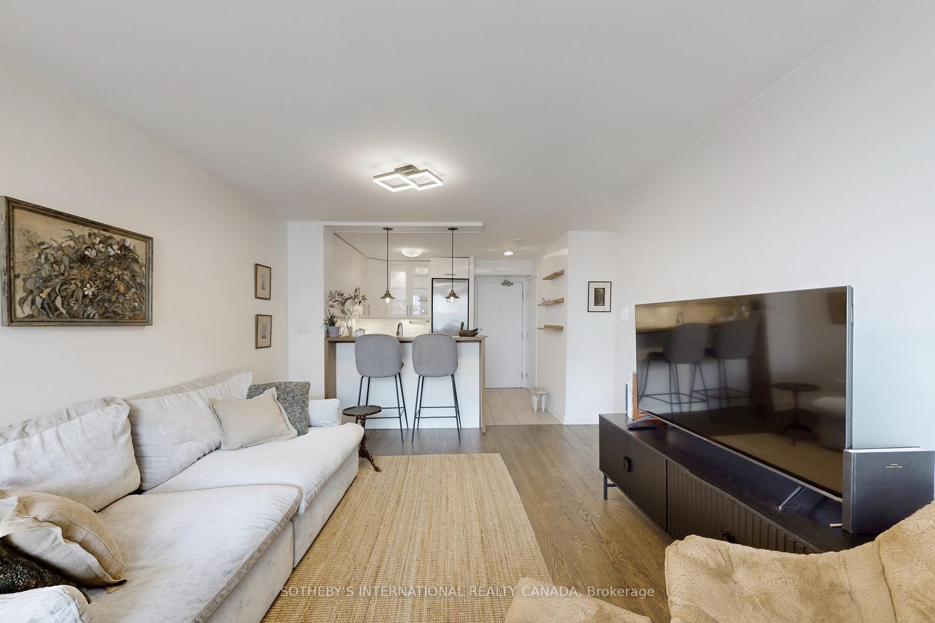 109 Front Street E 501, Toronto Unit: 501