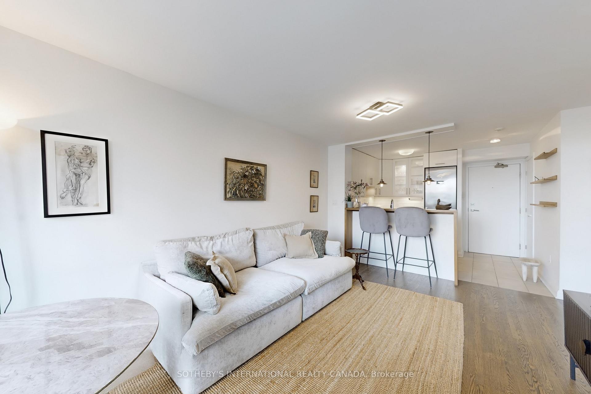 109 Front Street E 501, Toronto Unit: 501