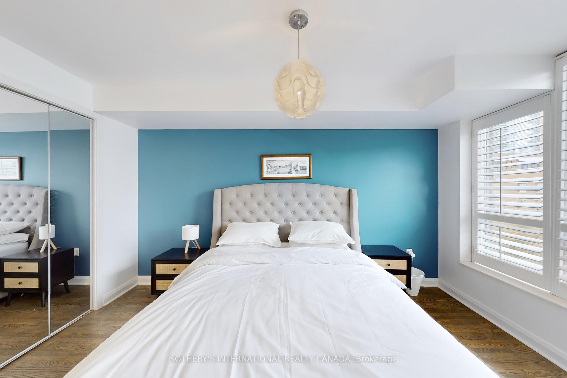 109 Front Street E 501, Toronto Unit: 501