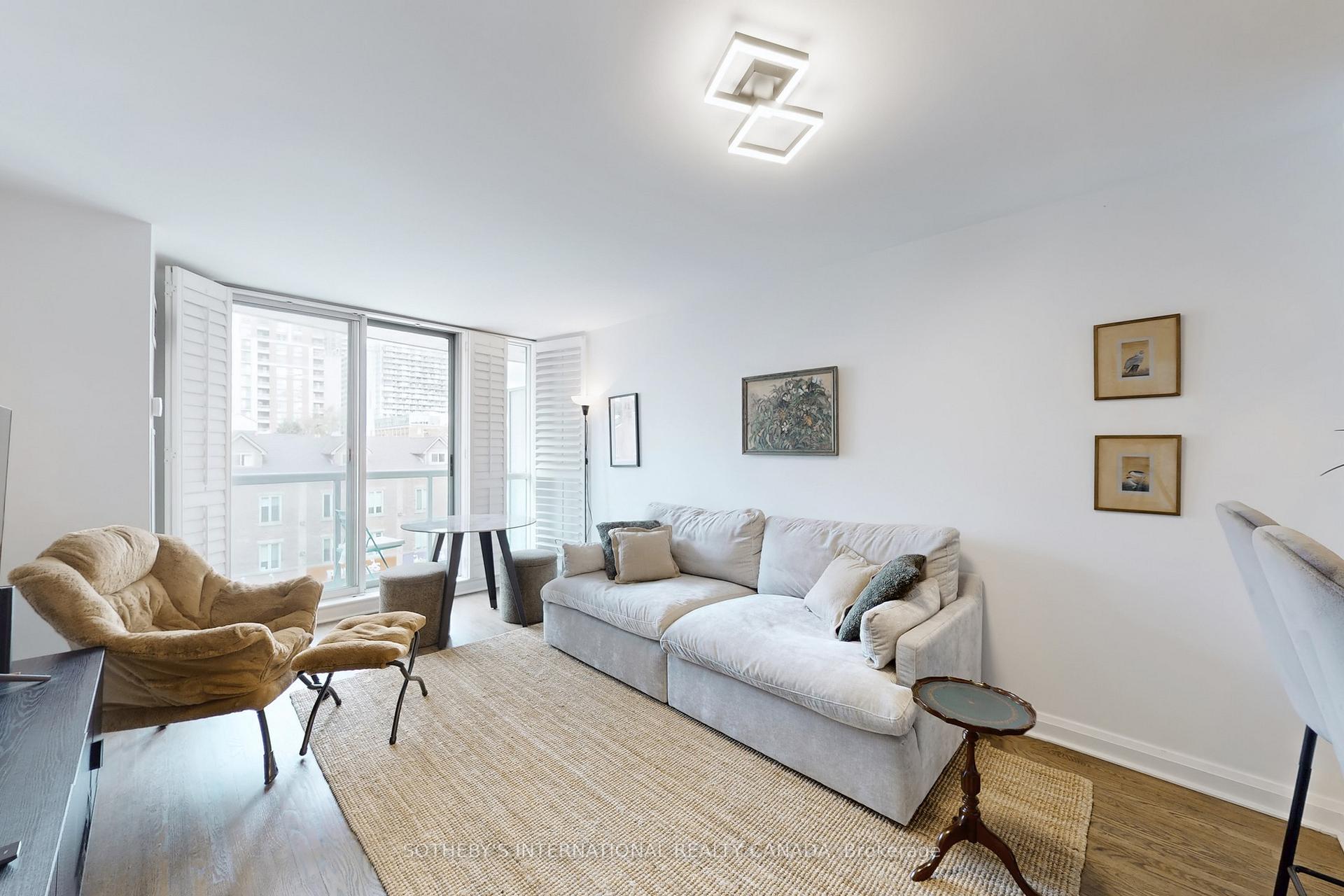 109 Front Street E 501, Toronto Unit: 501