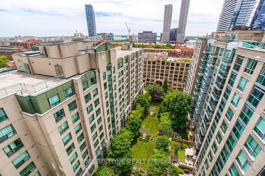 109 Front Street E 501, Toronto Unit: 501