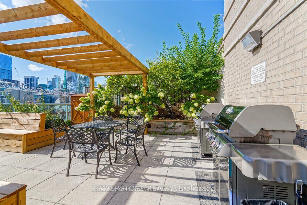 109 Front Street E 501, Toronto Unit: 501