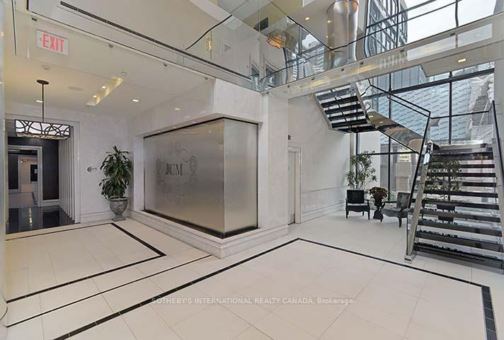 28 Linden Street 402, Toronto Unit: 402