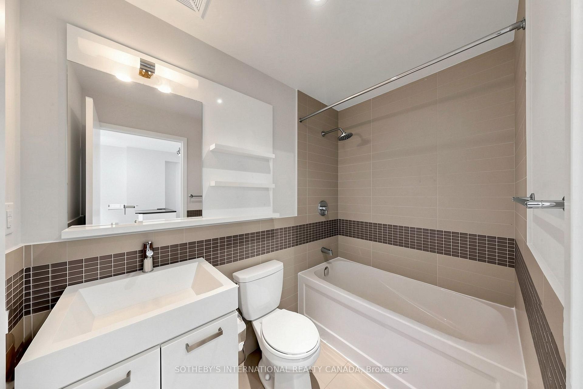 295 Adelaide Street W 3906, Toronto Unit: 3906