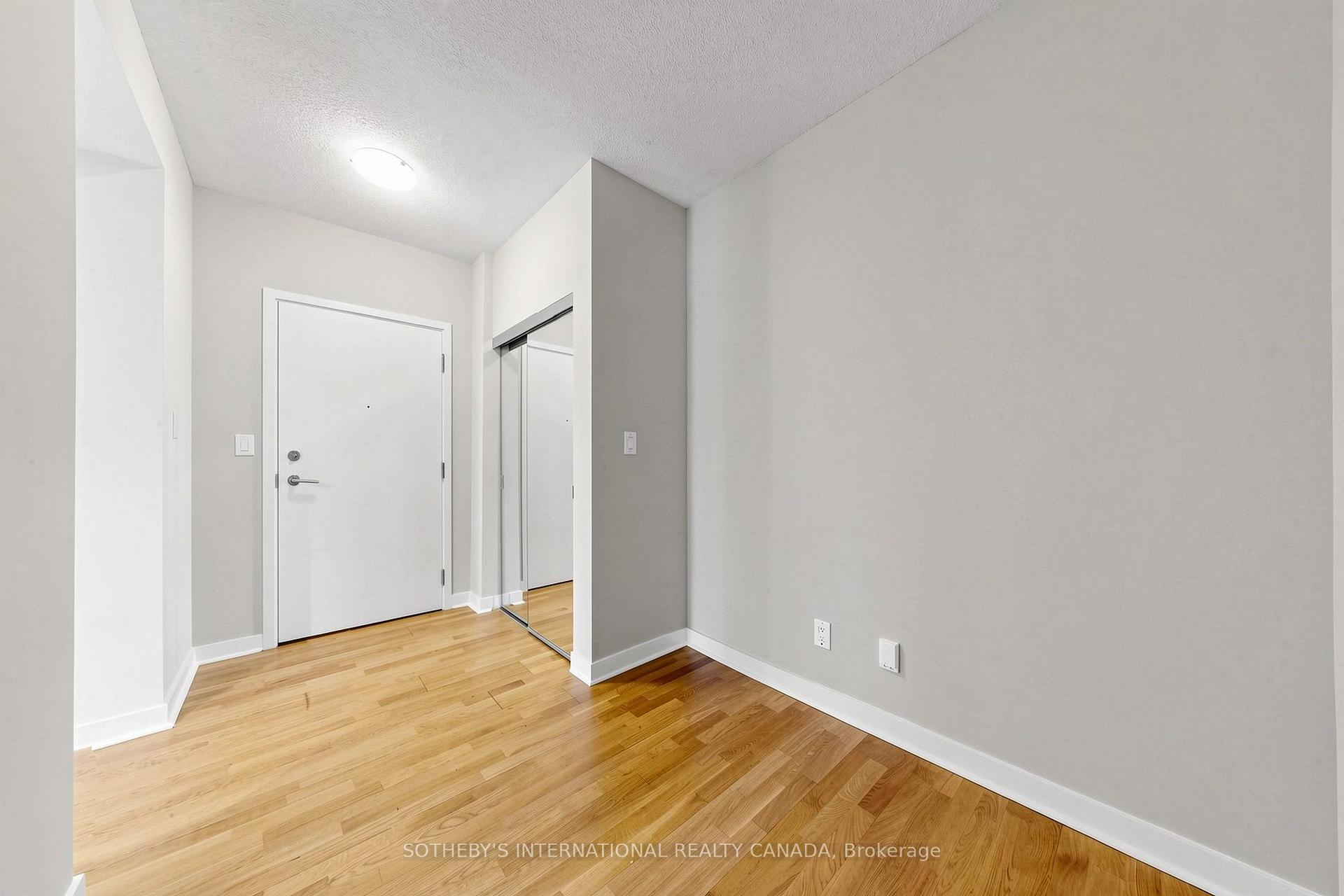 295 Adelaide Street W 3906, Toronto Unit: 3906
