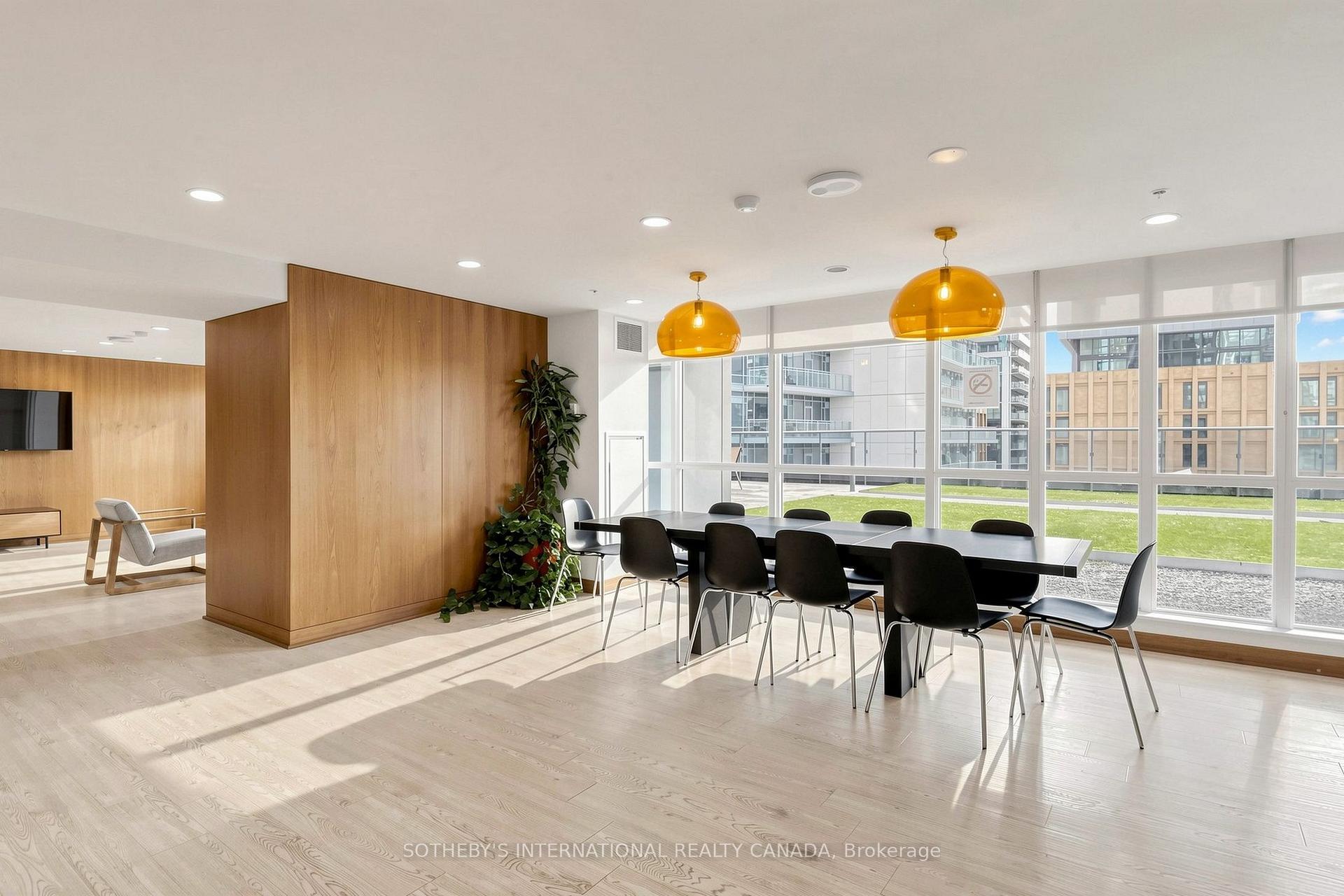 295 Adelaide Street W 3906, Toronto Unit: 3906