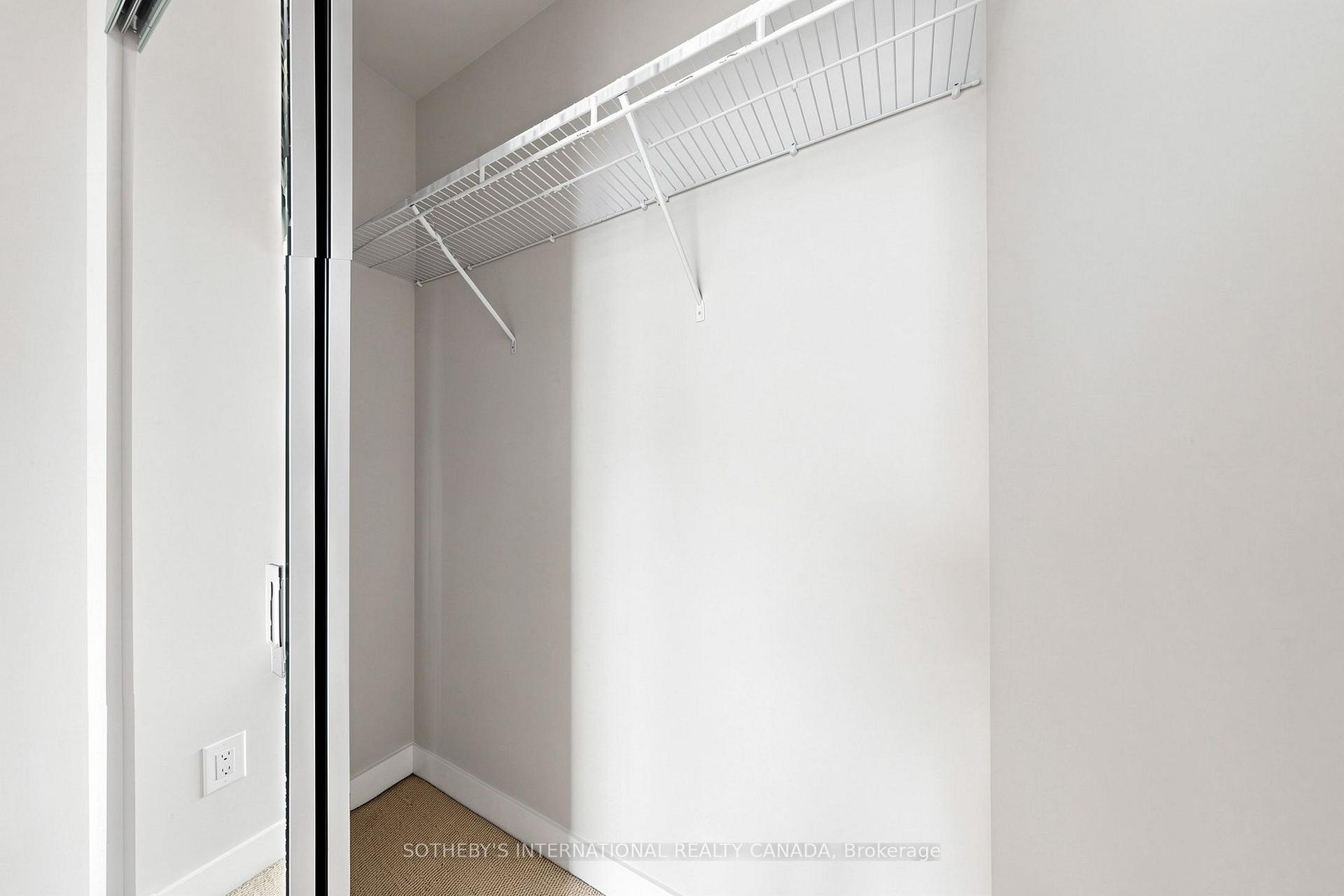 295 Adelaide Street W 3906, Toronto Unit: 3906