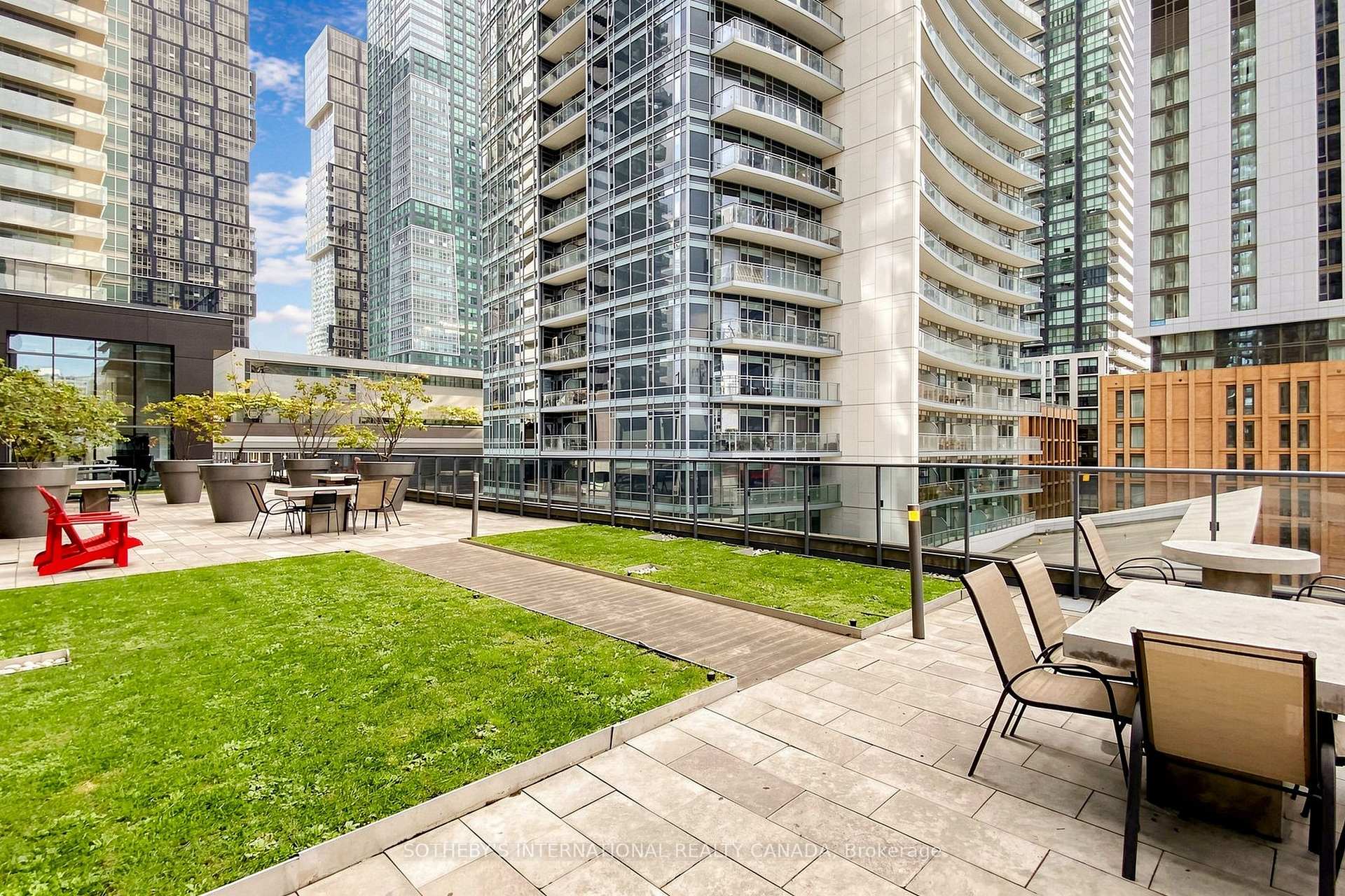 295 Adelaide Street W 3906, Toronto Unit: 3906