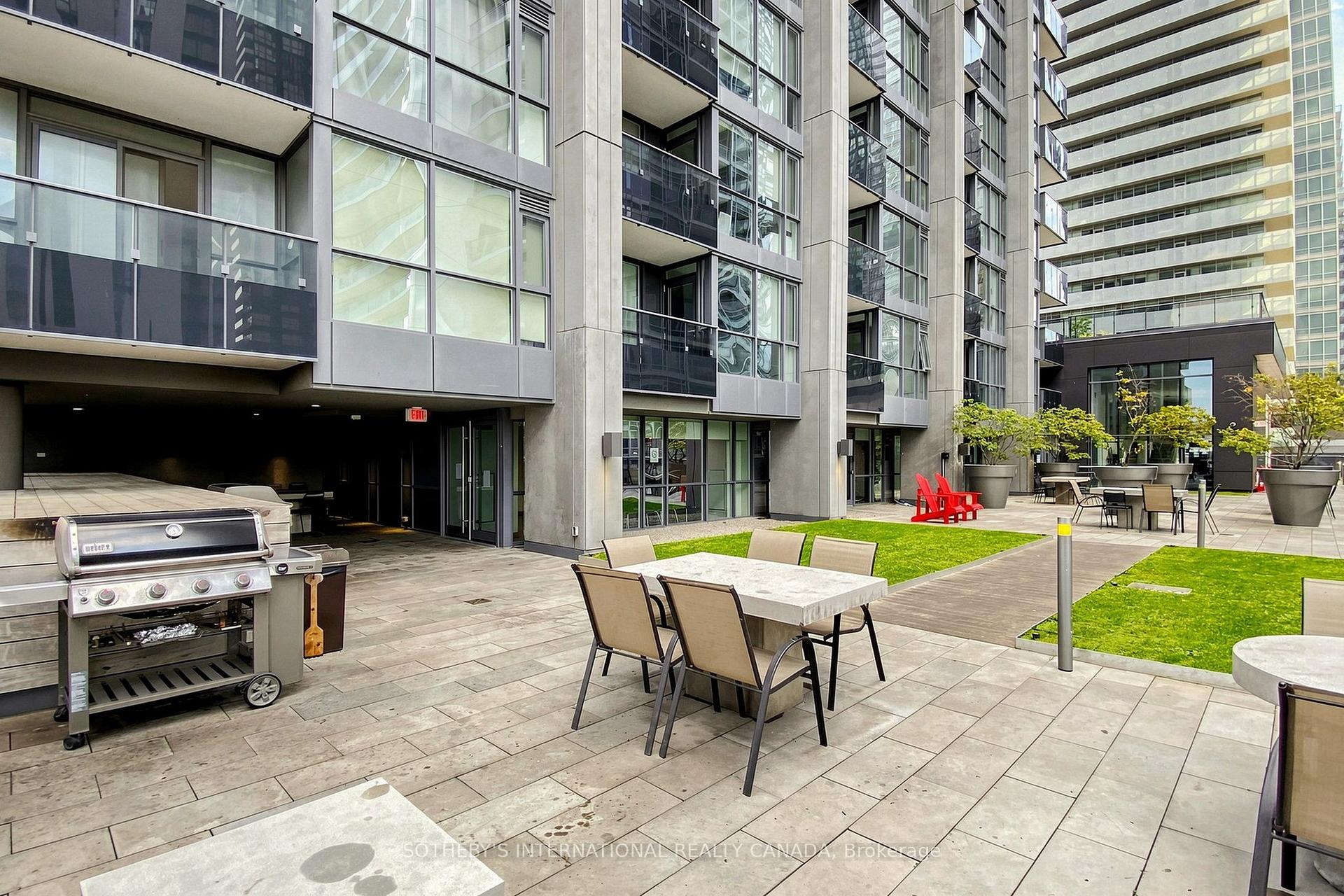 295 Adelaide Street W 3906, Toronto Unit: 3906