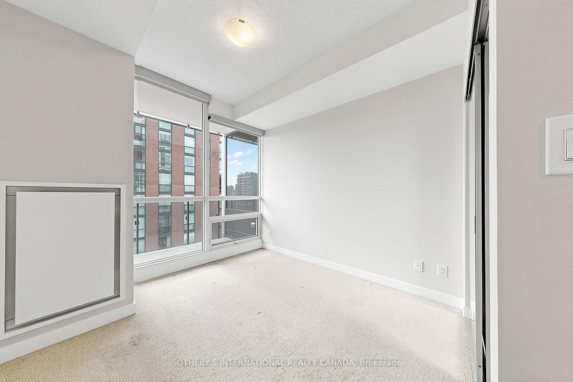 295 Adelaide Street W 3906, Toronto Unit: 3906