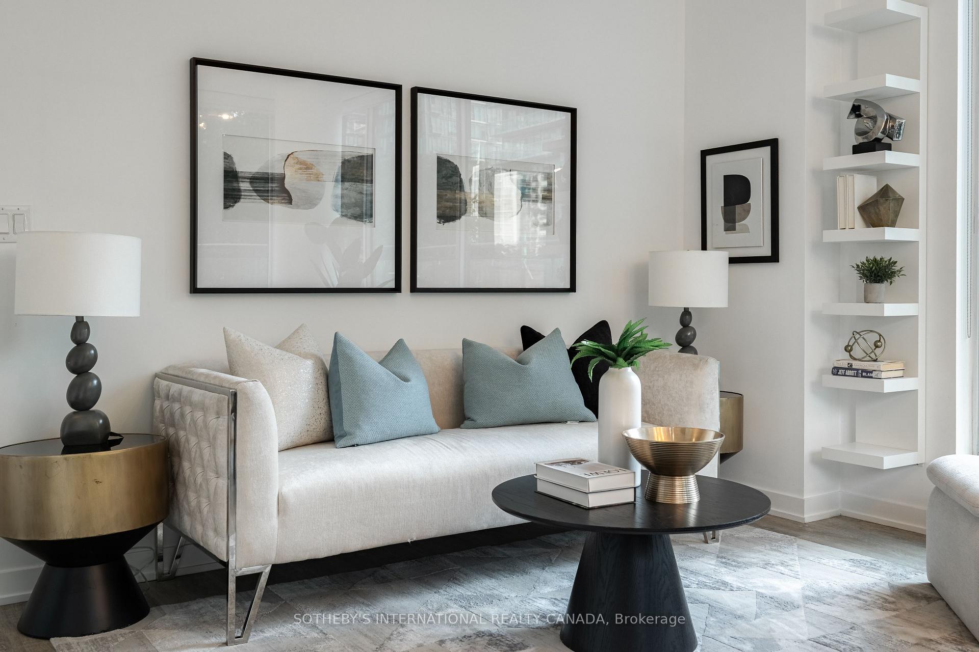 17 Dundonald Street 302, Toronto Unit: 302