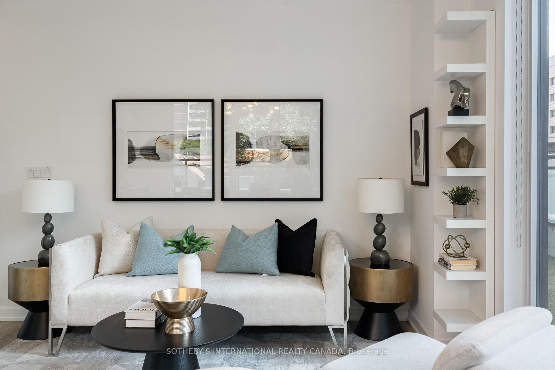 17 Dundonald Street 302, Toronto Unit: 302