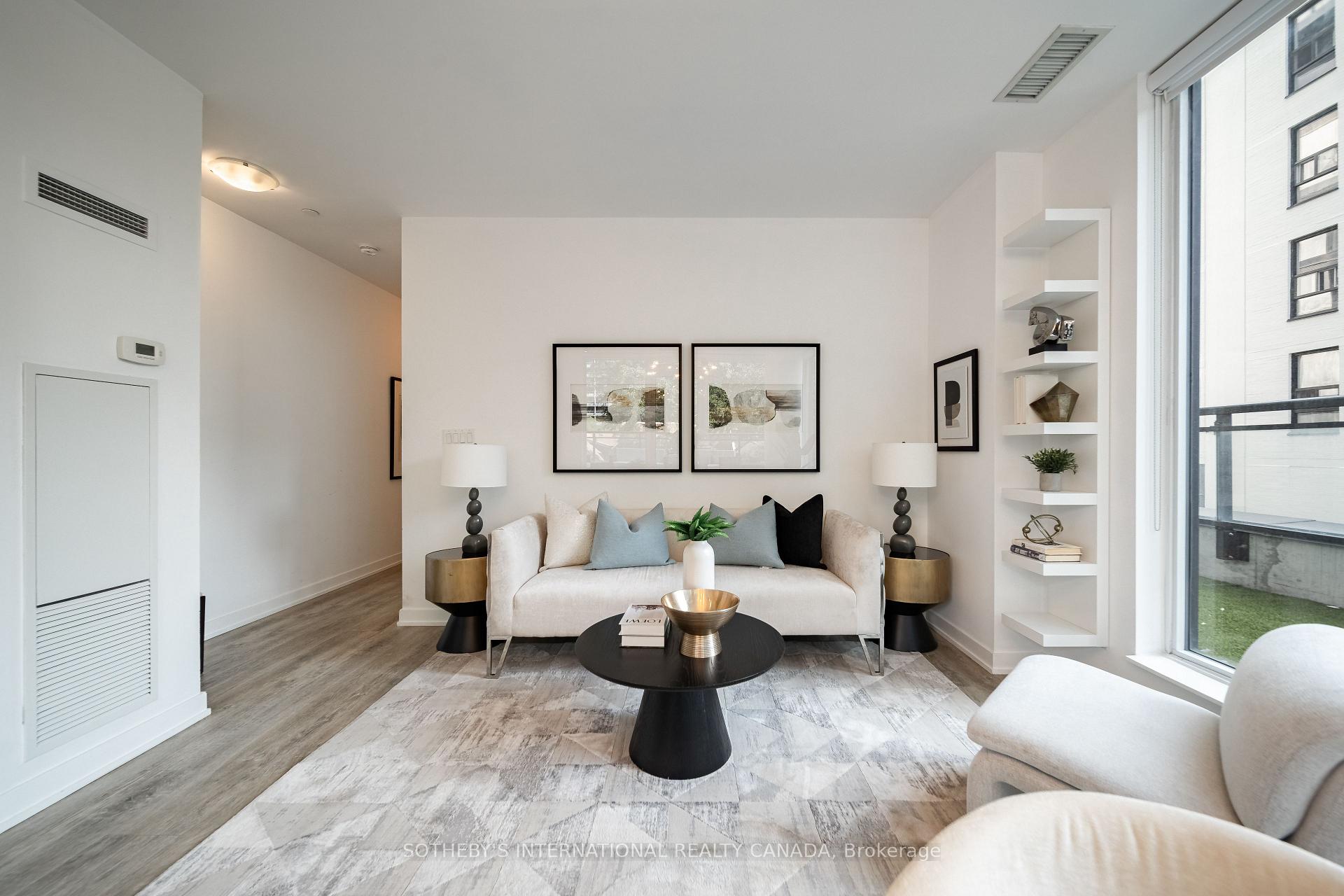 17 Dundonald Street 302, Toronto Unit: 302