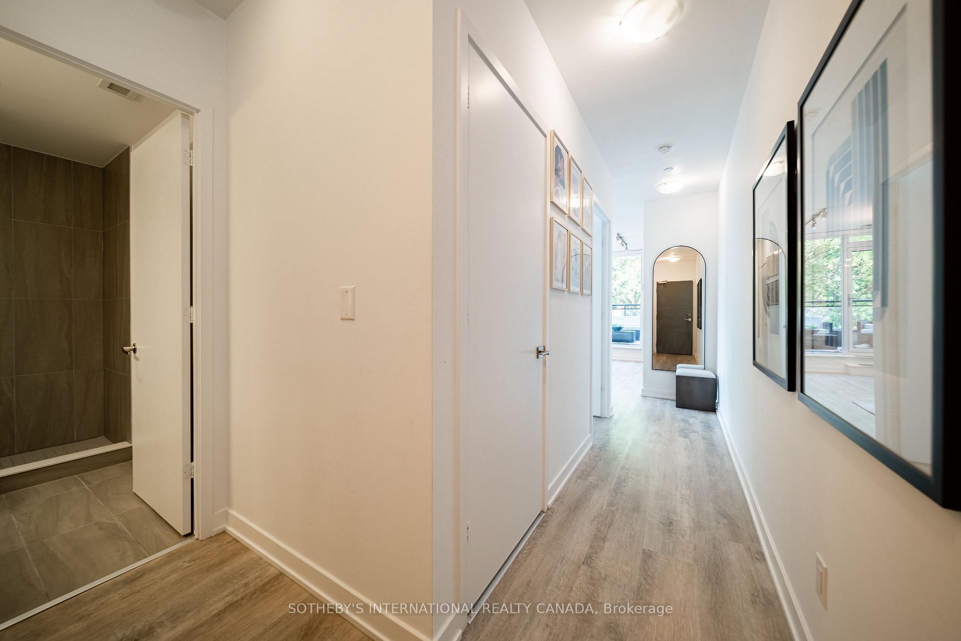 17 Dundonald Street 302, Toronto Unit: 302