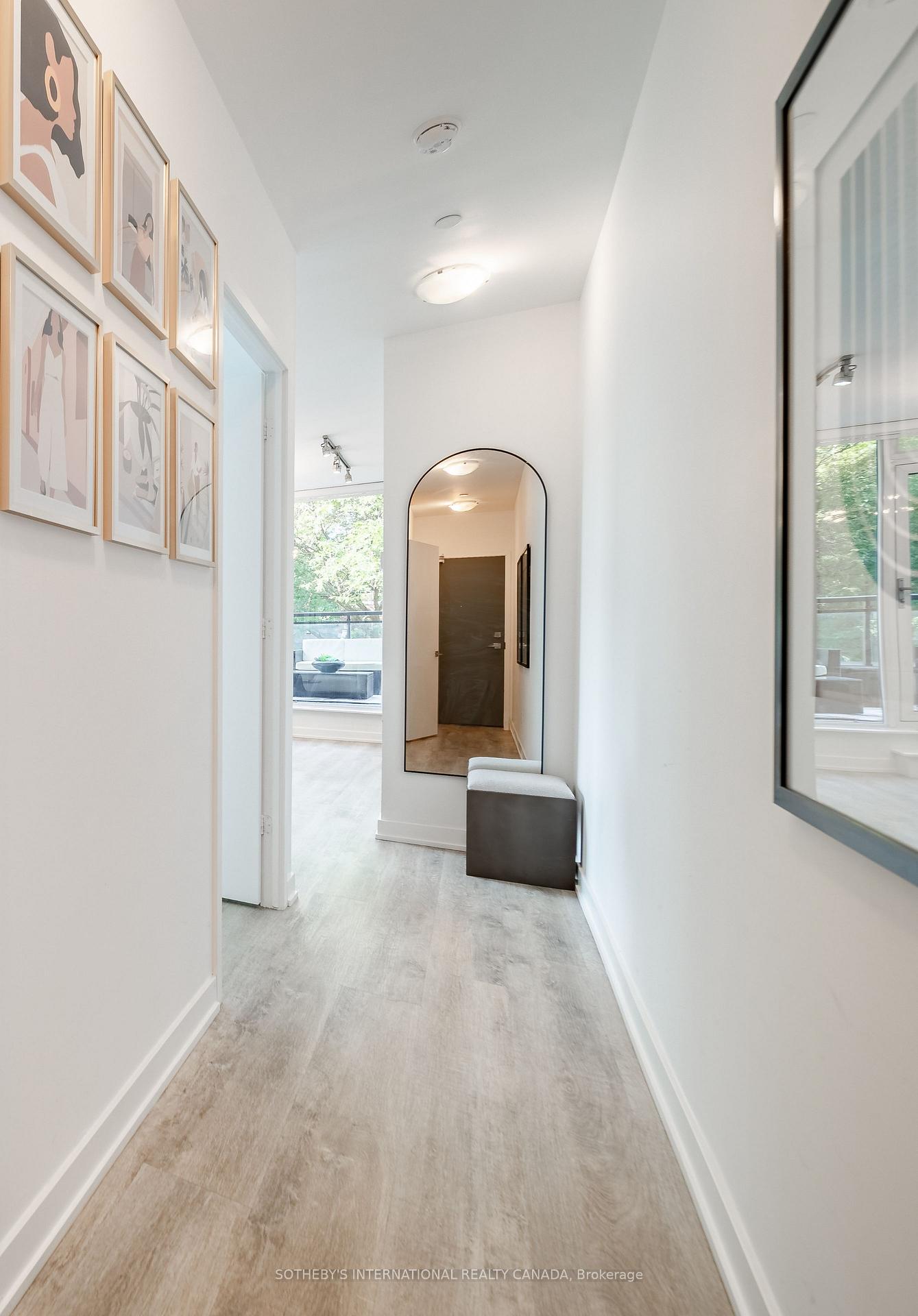 17 Dundonald Street 302, Toronto Unit: 302