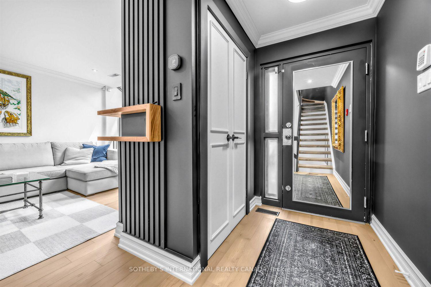 142 Pears Avenue A10, Toronto Unit: A10
