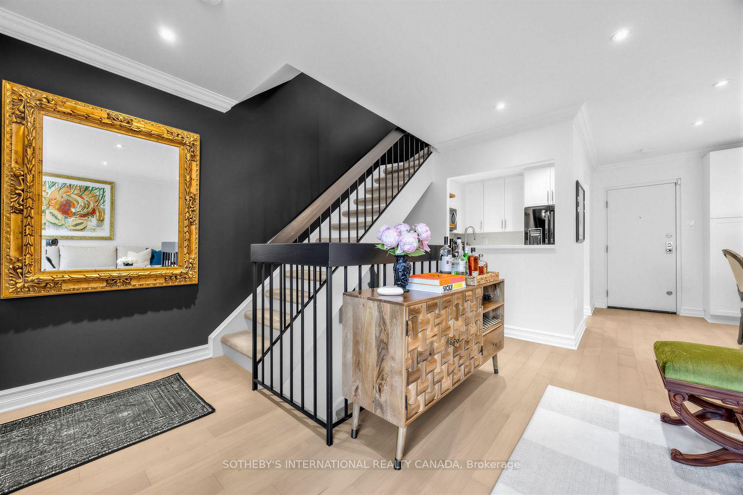 142 Pears Avenue A10, Toronto Unit: A10