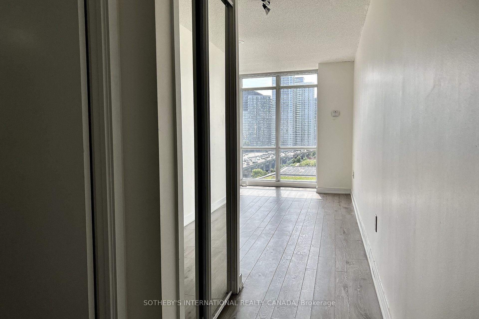 11 Brunel Court 1216, Toronto Unit: 1216